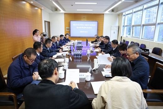 銅陵職業技術學院與集團公司深化合作交流